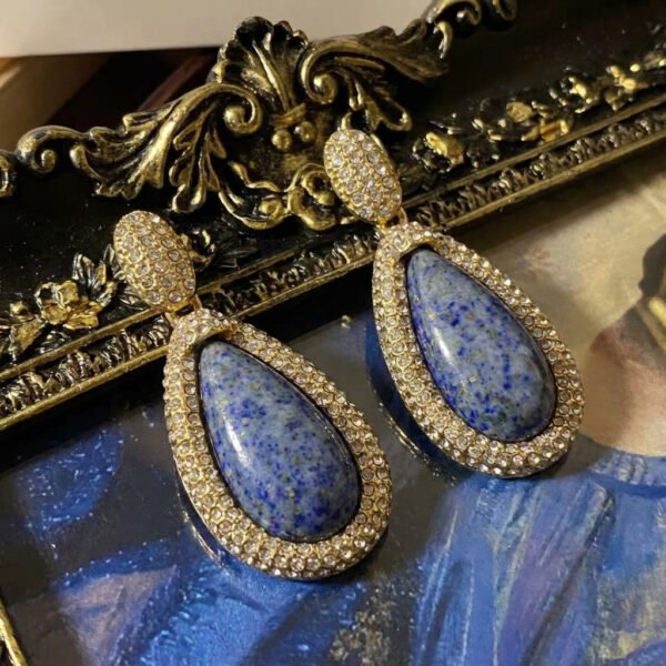 Vintage Palace Style Resin Teardrop Stud & Drop Earrings