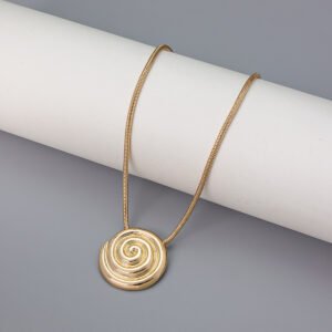 Spiral Round Edgy Pendant Necklace