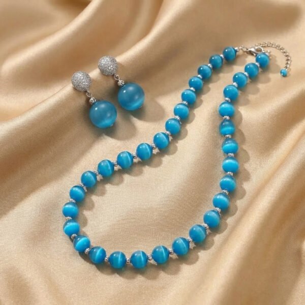 Vintage Luxury Blue Cat??s Eye Necklace & Earring Set