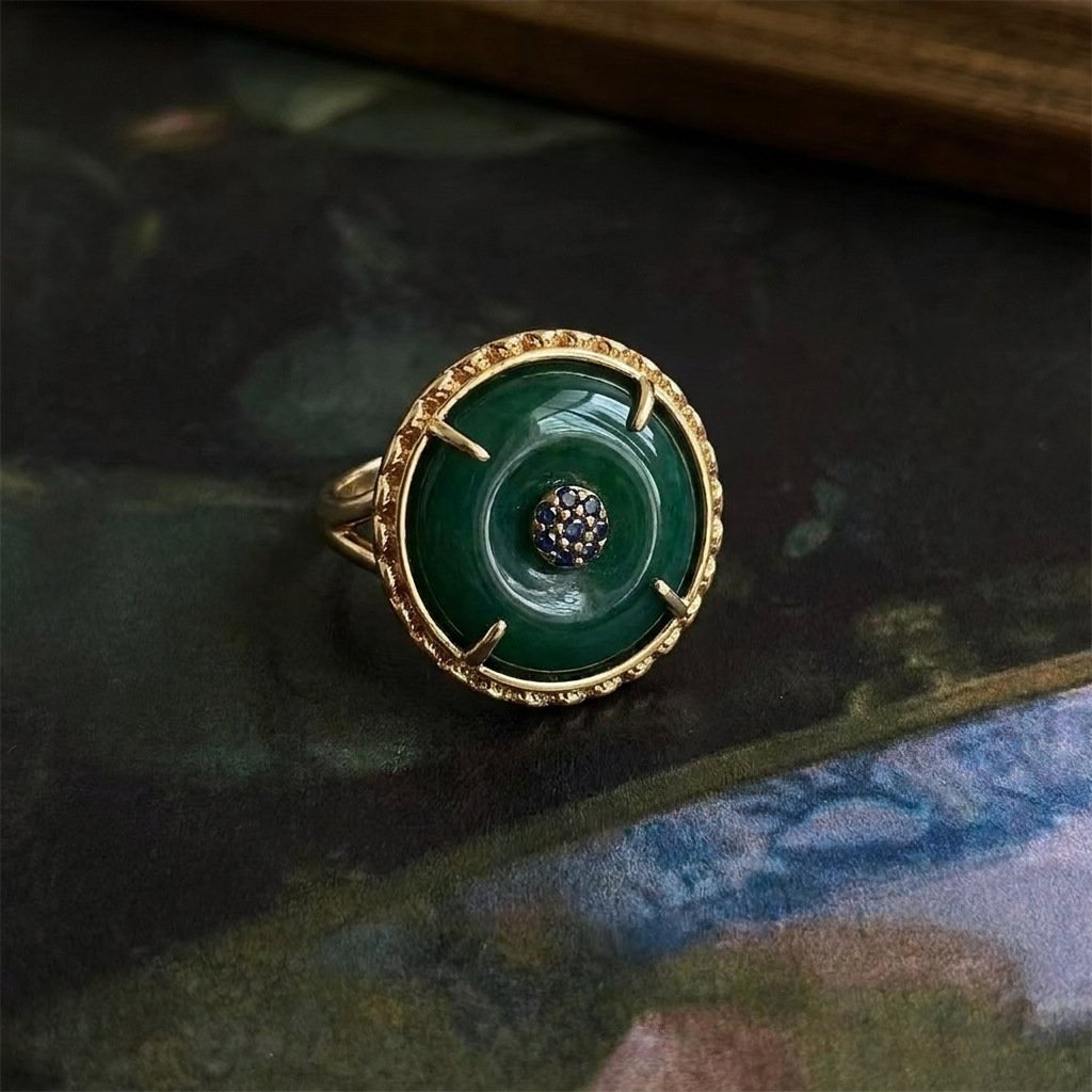 Vintage Eastern Inspired Peace Buckle Green Resin Ring - Image 3