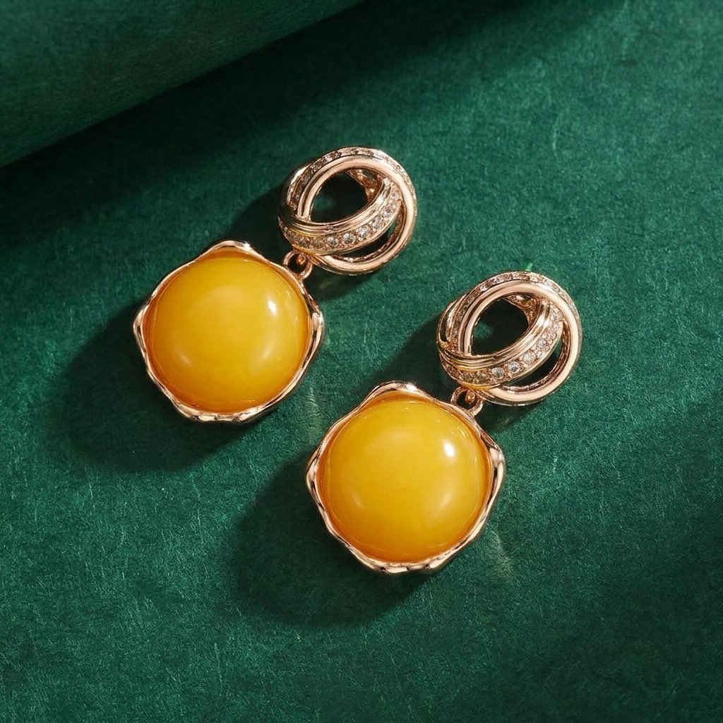 Vintage French Style Warm Yellow Stone Pendant Set - Image 3