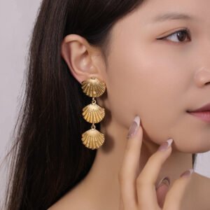 Scallop Tassel Dangle Earrings