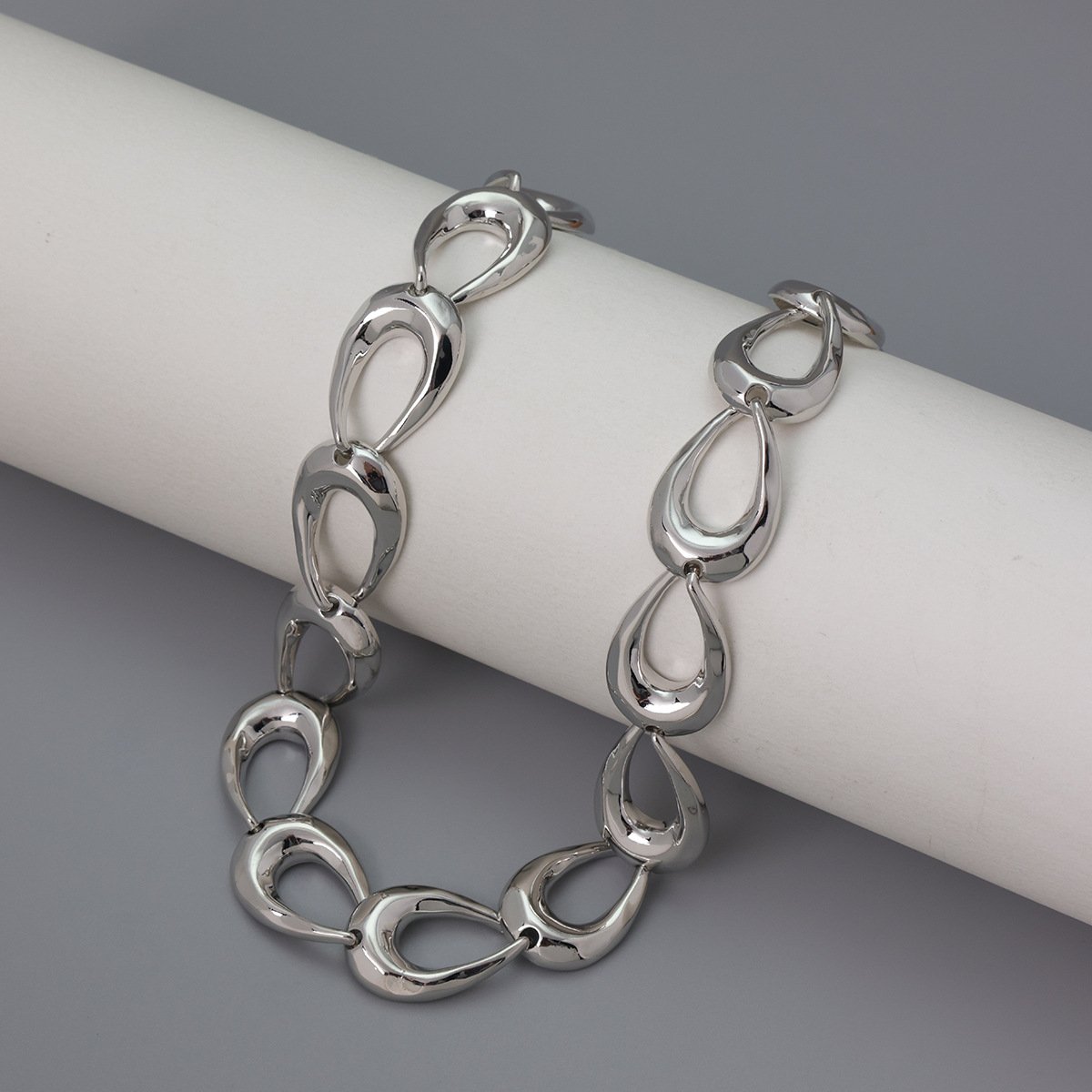 Hip Hop Thick Chain Choker Necklace - Image 3