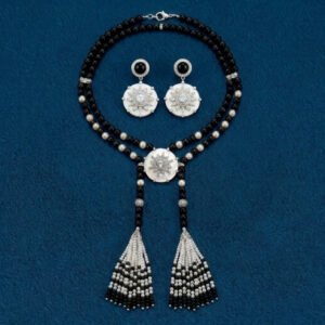 Vintage Hepburn Style Black Bead Tassel Jewelry Set
