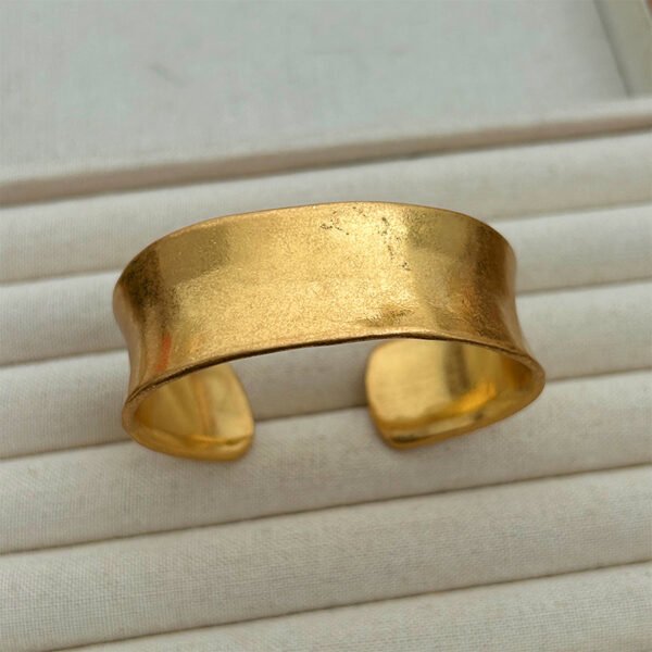 Hollow C-Shape Wide Bangle