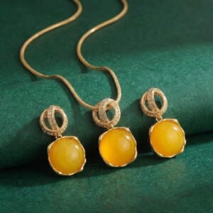 Vintage French Style Warm Yellow Stone Pendant Set