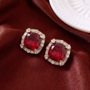 Vintage European Style õ Red Rhinestone & Green Contrast Jewelry Set