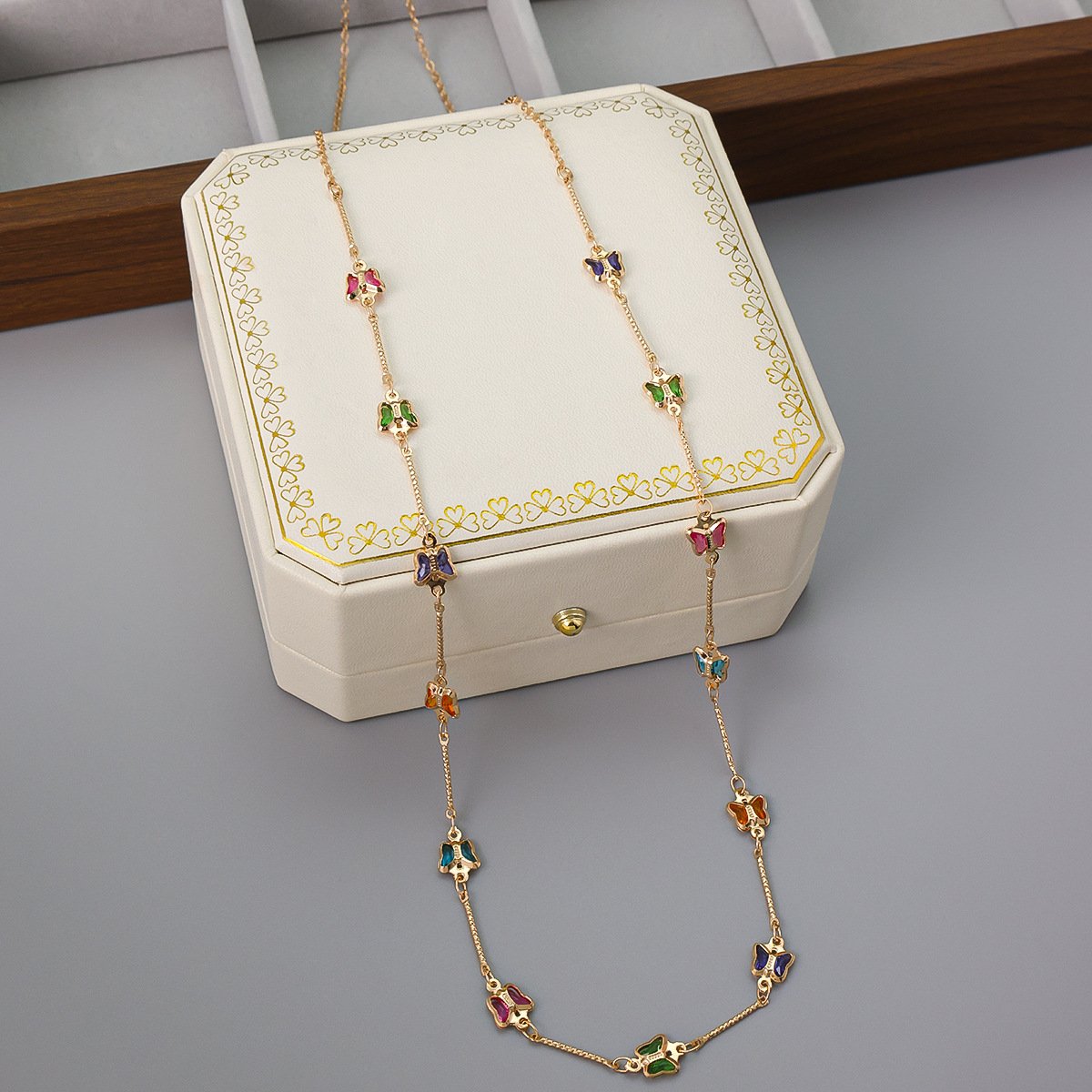 Butterfly Inlaid Colorful Waist Chain - Image 4