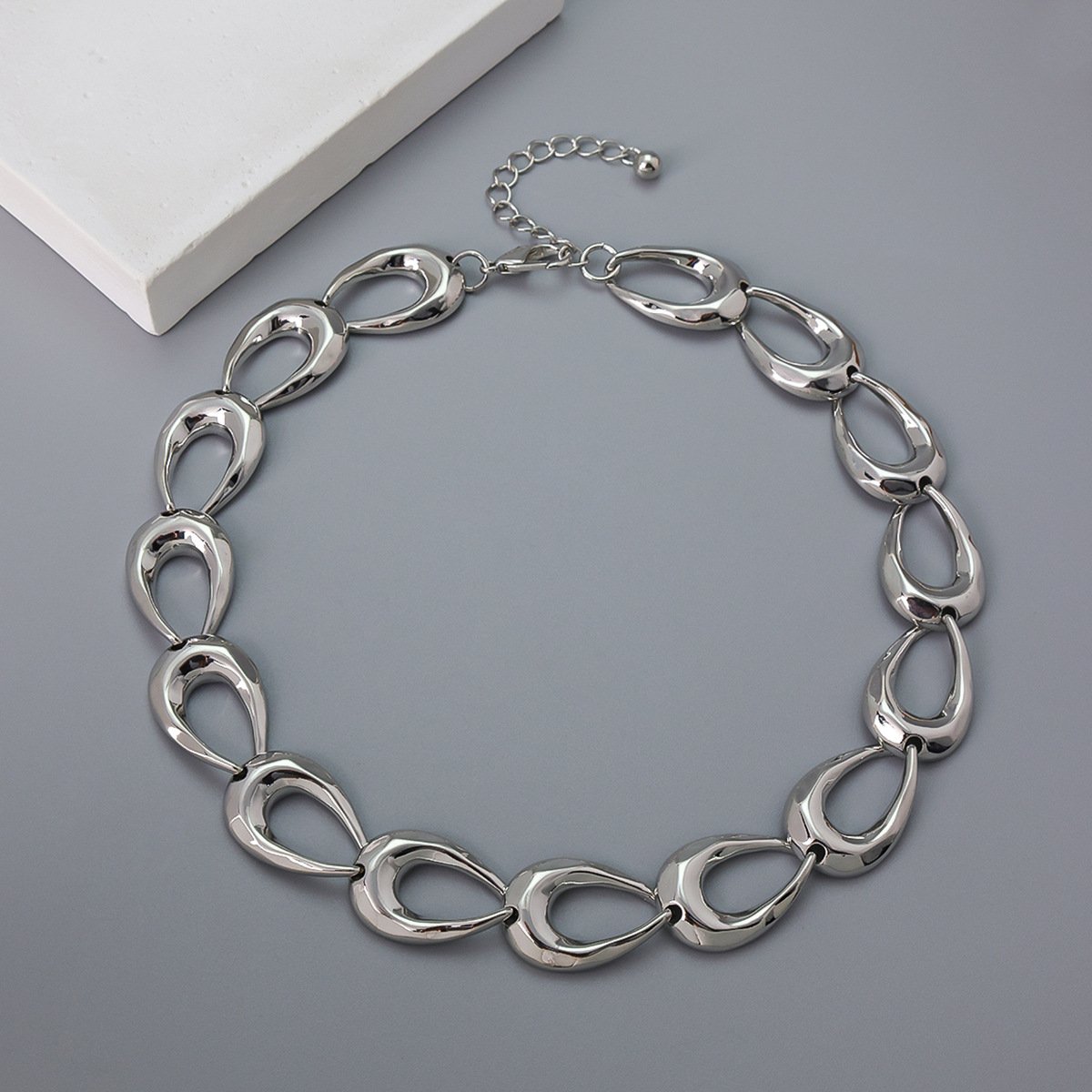 Hip Hop Thick Chain Choker Necklace - Image 2