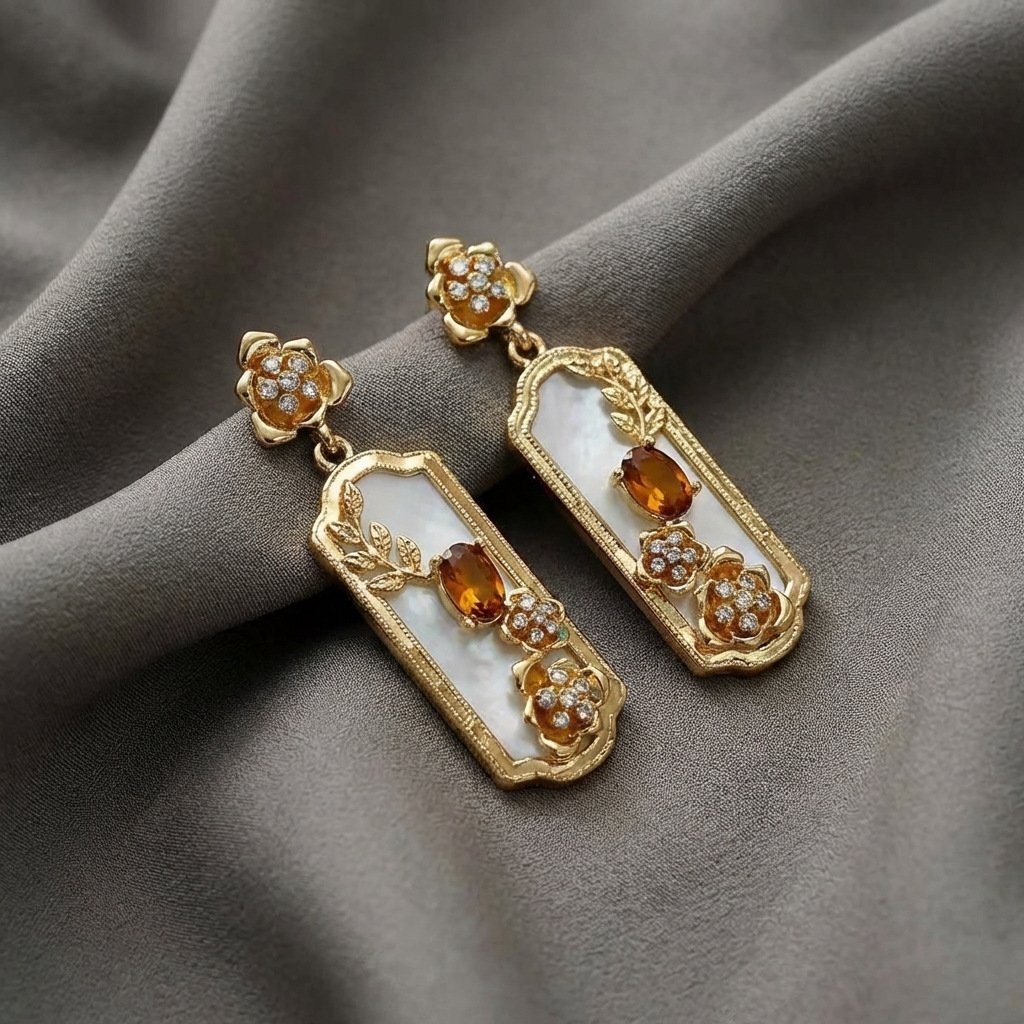 Vintage Eastern Inspired White Resin Glass Pearl Necklace & Earring Set - Image 3