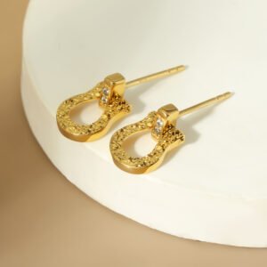 Crushed Ice Horseshoe Studs